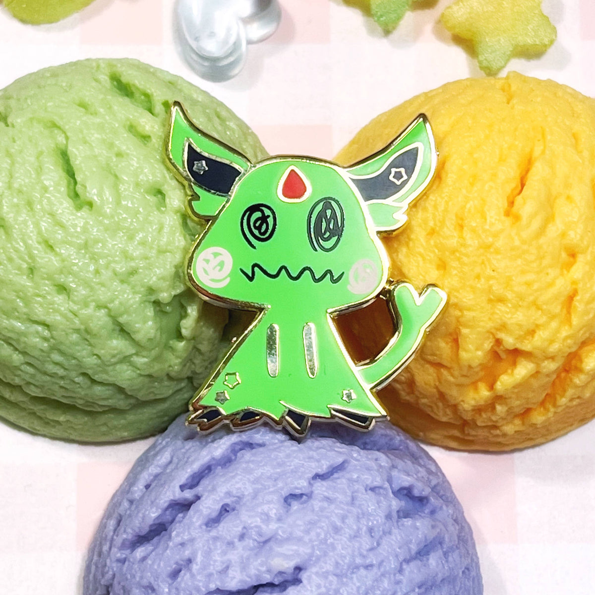 Pokemon: Mimikyu Shiny Espeon Enamel Pin