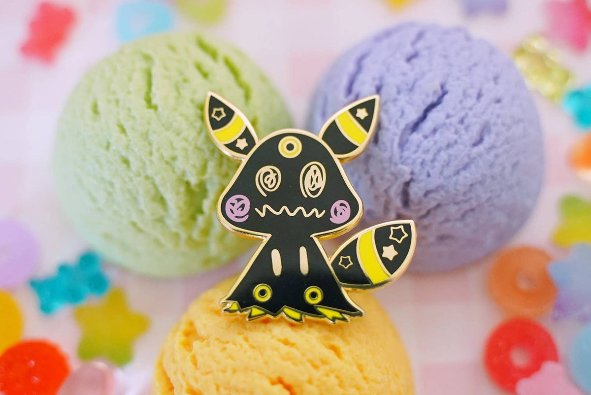 Pokemon: Mimikyu Umbreon Enamel Pin
